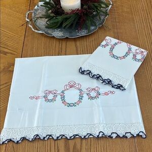 Vintage Embroidered Pillowcase Set